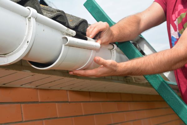 Large Gutter Repair in Brentwood