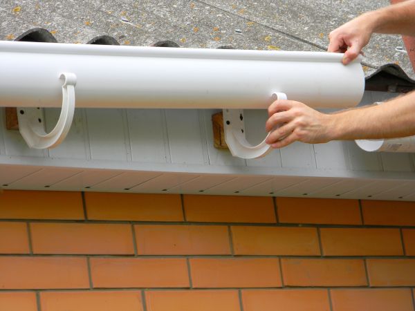 Cost of Half Round Gutter Installation in Brentwood