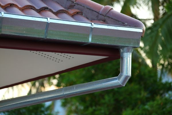 Cost of Zinc Gutters Installation in Brentwood