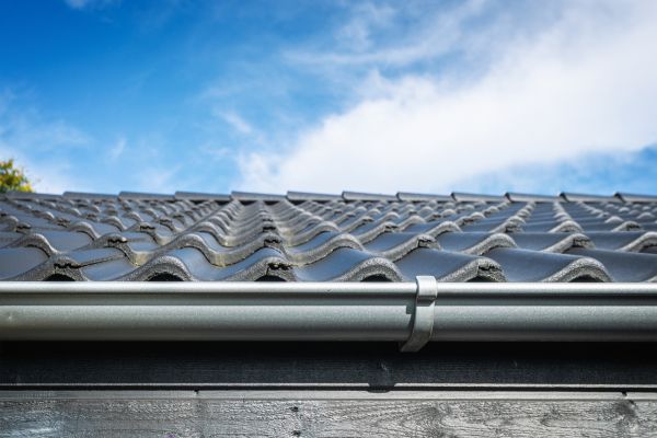 Half Round Gutter Repair in Brentwood