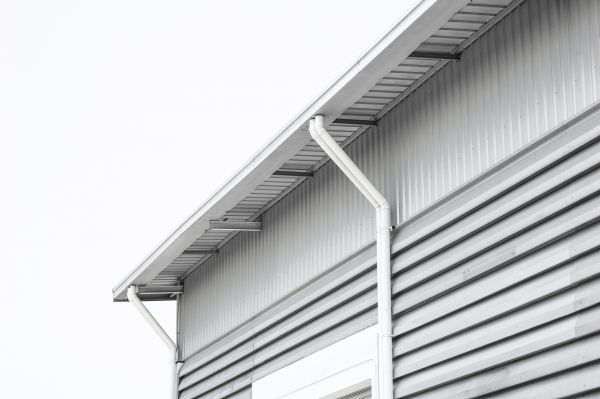 Factory Gutter Installation in Brentwood